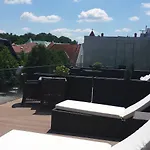 Hotel Zena Beauty & Shopping Center