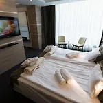 Hotel Zena Beauty & Shopping Center