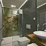 Zena Beauty & Shopping Center Hotel