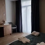 Zena Beauty & Shopping Center 4*