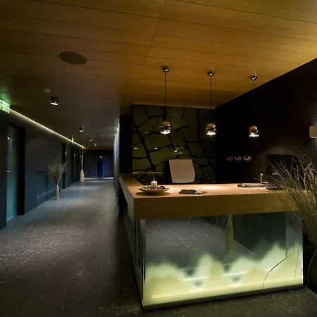 Zena Beauty&shopping Center Hotel 4*