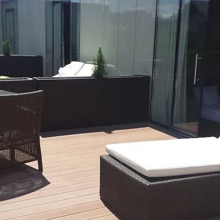 Отель Zena Beauty & Shopping Center Хевиз