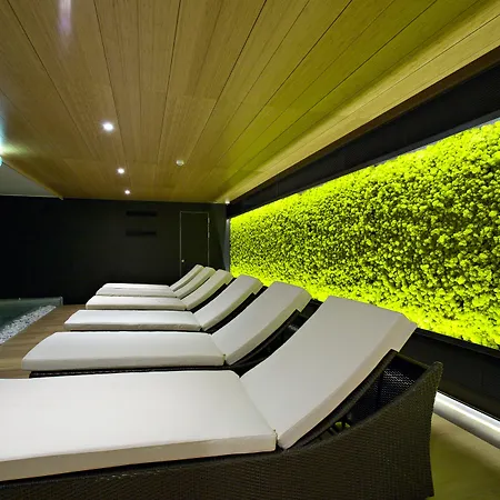 Zena Beauty & Shopping Center Szálloda Hévíz