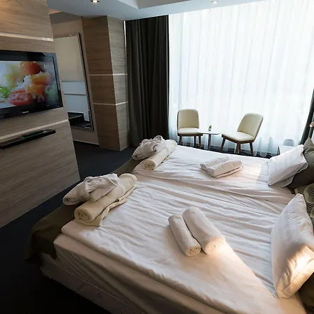 Hotel Zena Beauty&shopping Center