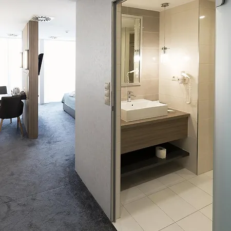 Szálloda Zena Beauty & Shopping Center