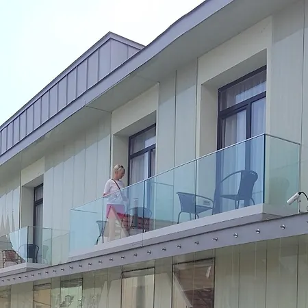 Zena Beauty & Shopping Center 4*