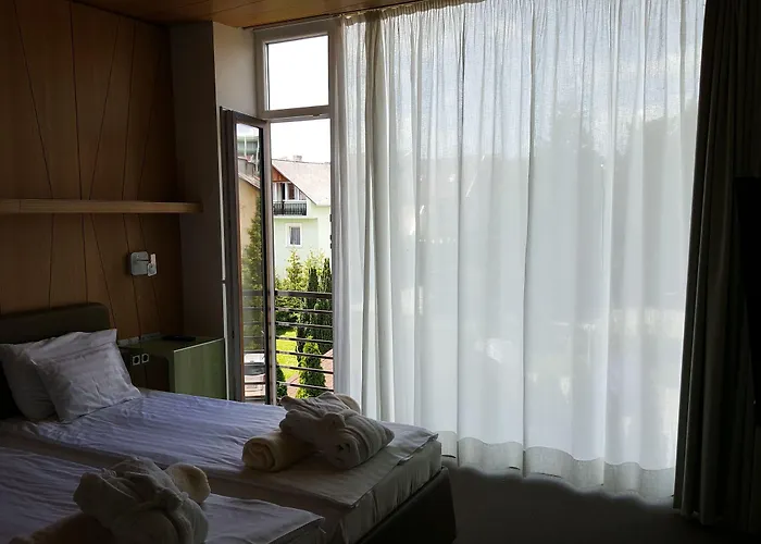 Zena Beauty & Shopping Center