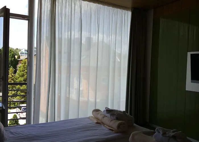 美容与购物中心泽纳酒店