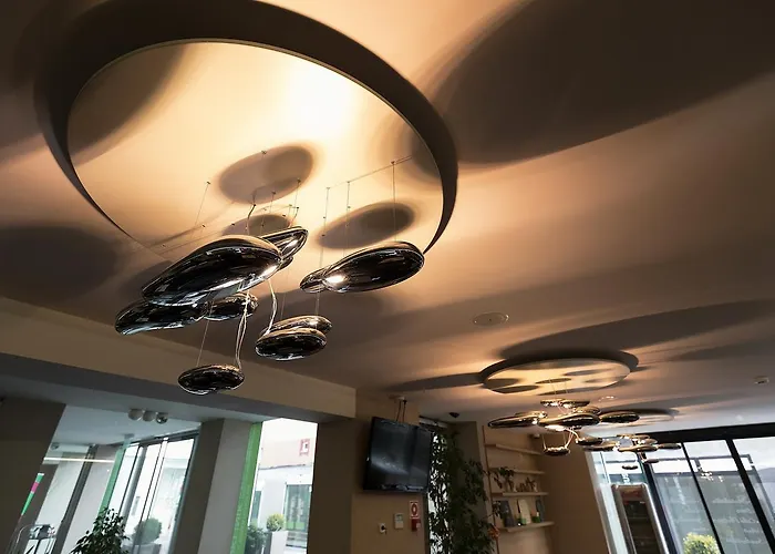 美容与购物中心泽纳酒店