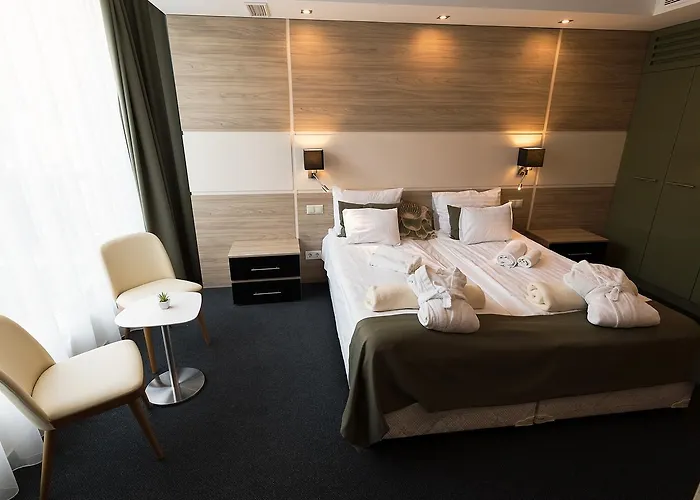 Zena Beauty & Shopping Center Hotel Héviz