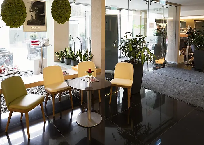 Zena Beauty & Shopping Center Héviz