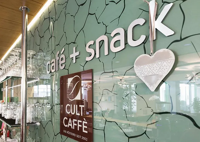 Zena Beauty & Shopping Center Hotel Héviz